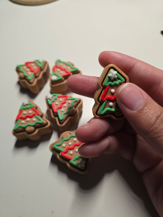 Christmas Tree Cookie with Icing