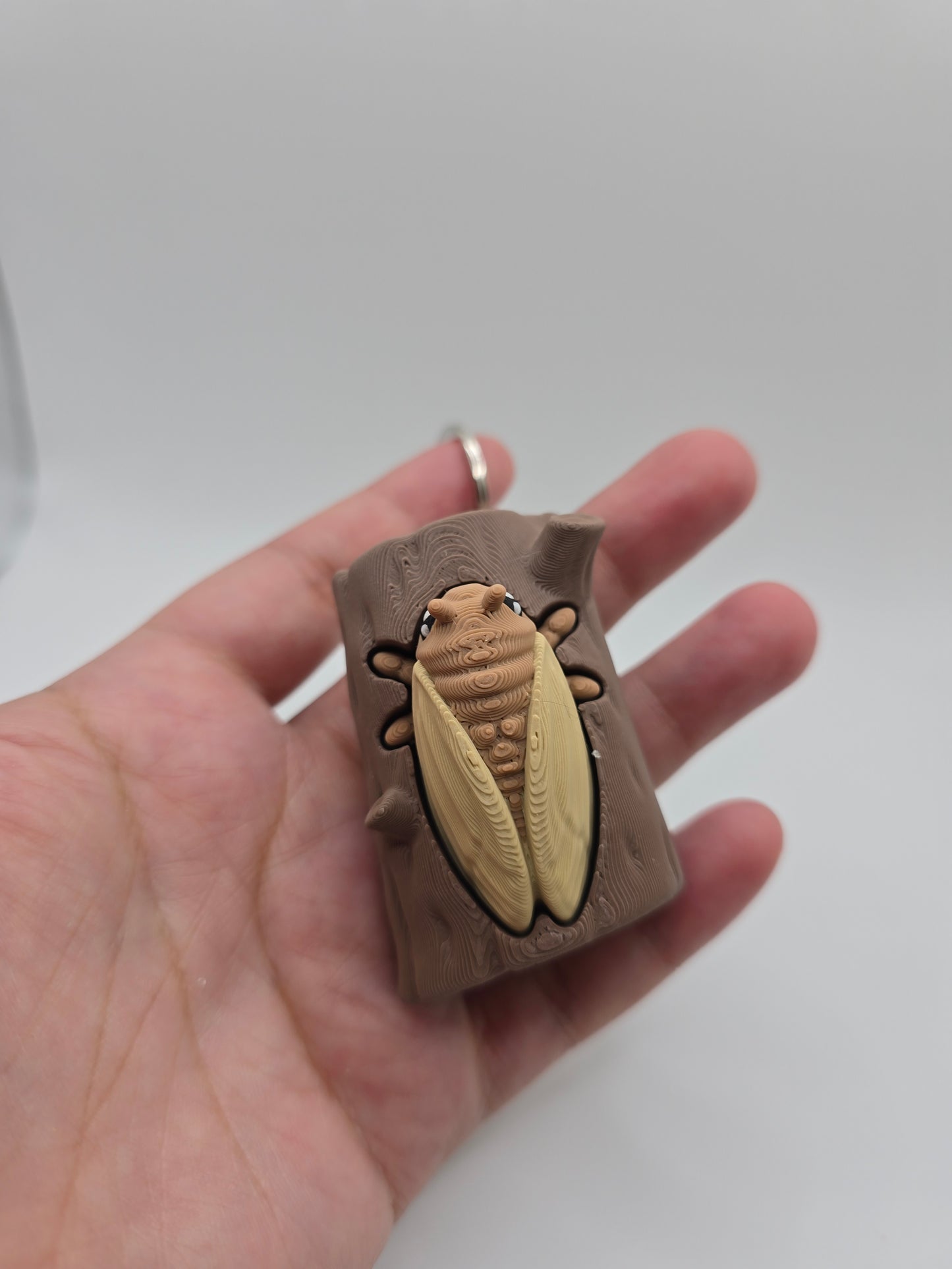 Cicada on a Log Clicker