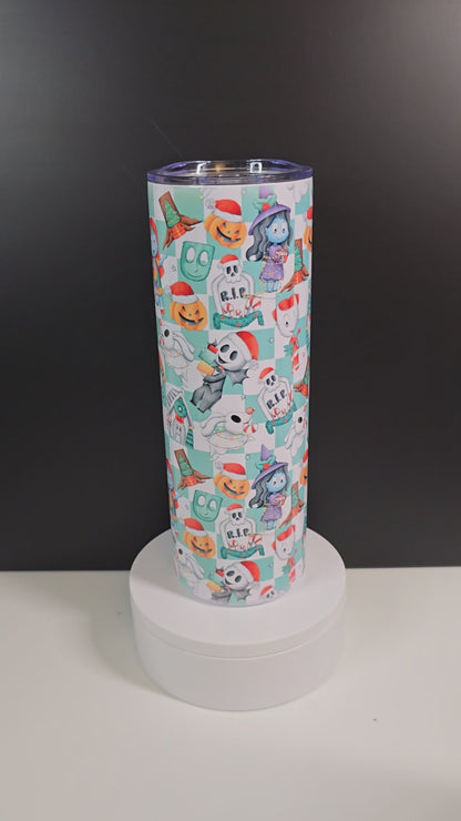 The two bad guys of Christmas chilling out